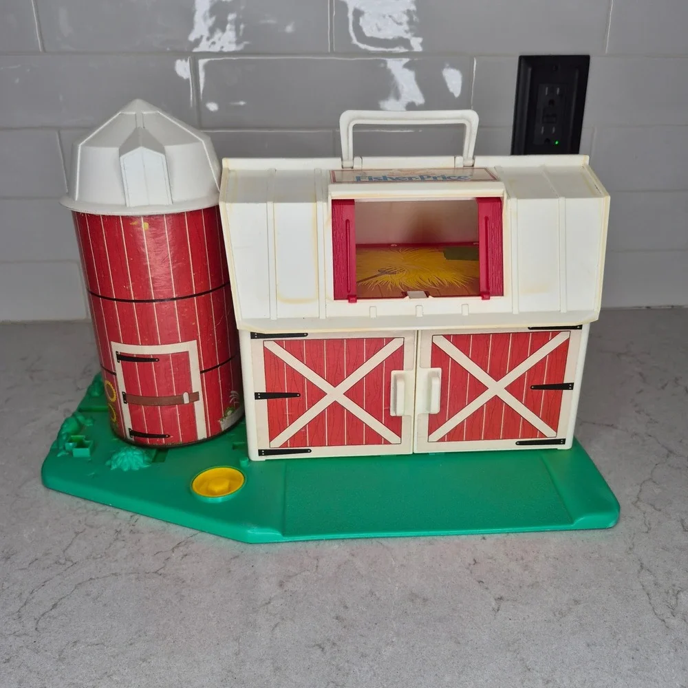 Fisher-Price Little People Animal Sounds Moos Farm 2555 Vintage Red White